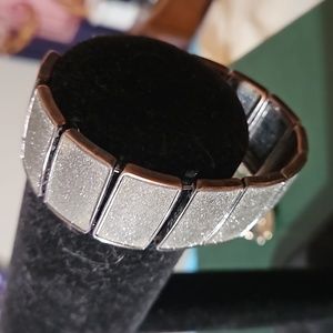 Old vtg hammered wide 3tone rare bracelet